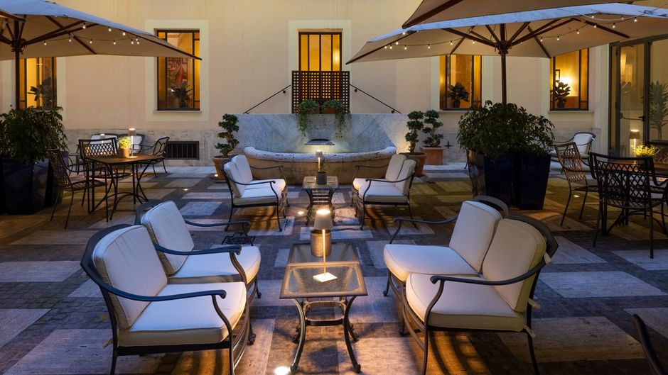 UNA Hotels Empire Roma Exterior