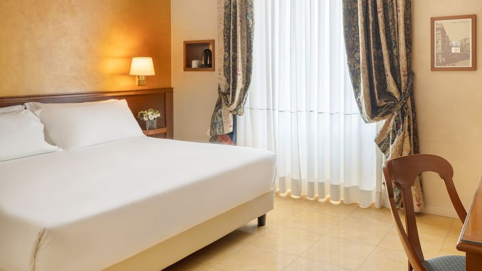 UNAHOTELS Galles Milano Room