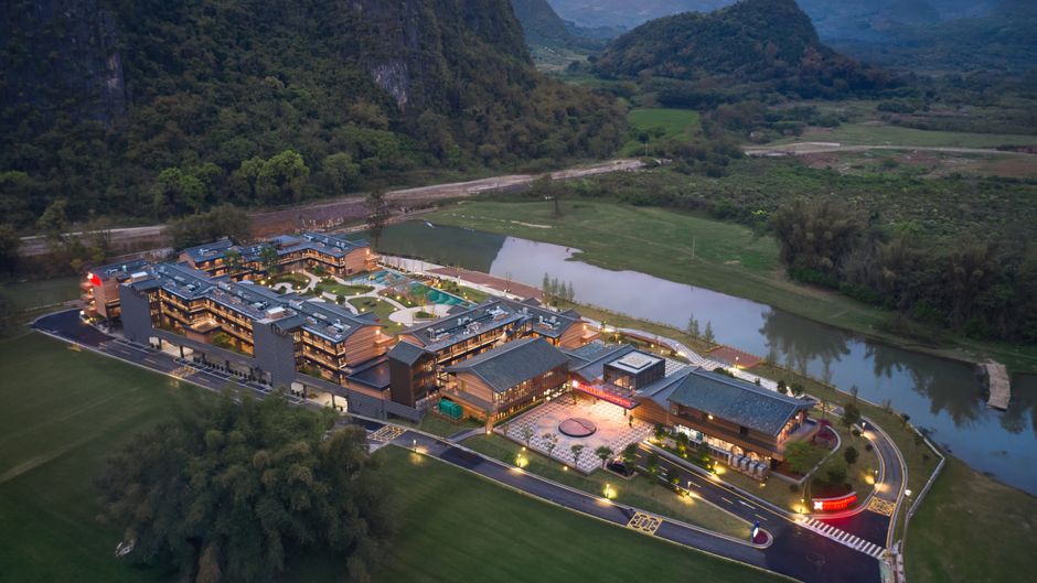 Hilton Garden Inn Yangshuo Exterior