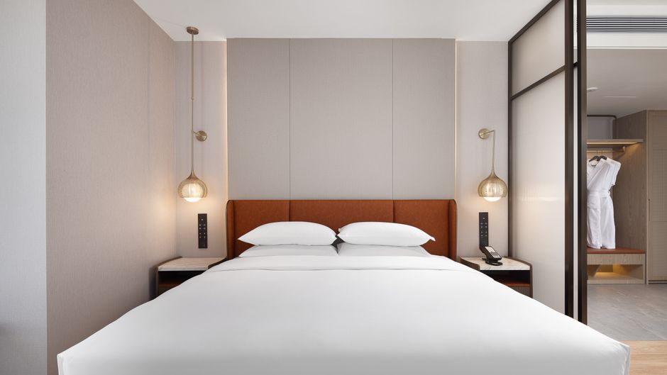 Home2 Suites Xingyi Jushan Plaza Room