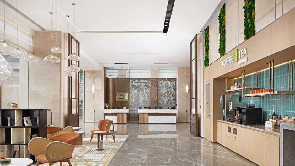 Home2 Suites Xingyi Jushan Plaza Lobby