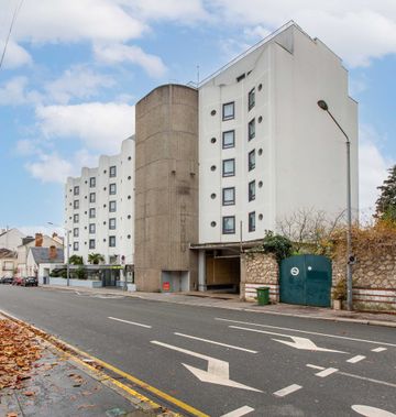 B&B Hotel Orleans Centre Foch
