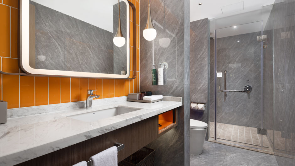 Home2 Suites by Hilton Chongqing Room