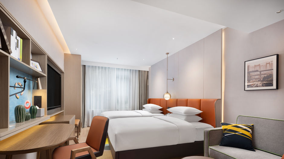 Home2 Suites by Hilton Chongqing Room