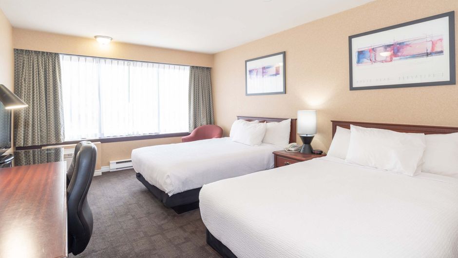 Sandman Hotel Castlegar Room