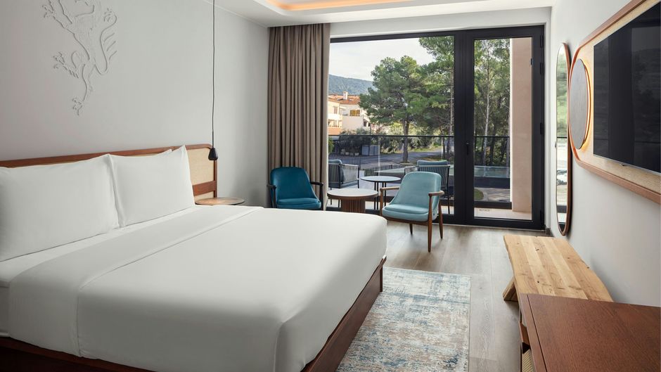 The Isolano Cres Room