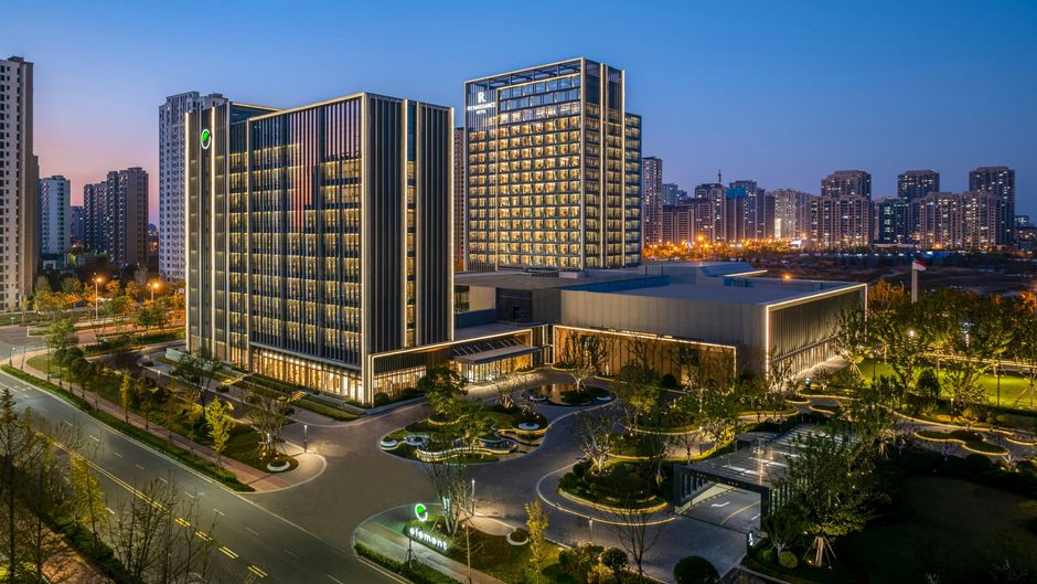 Renaissance Qingdao Hotel Exterior