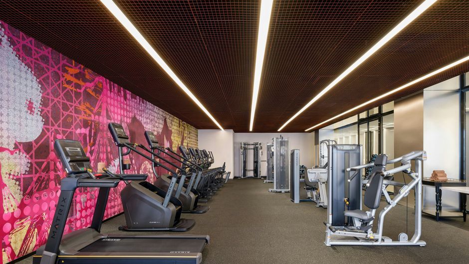 Renaissance Qingdao Hotel Health Club
