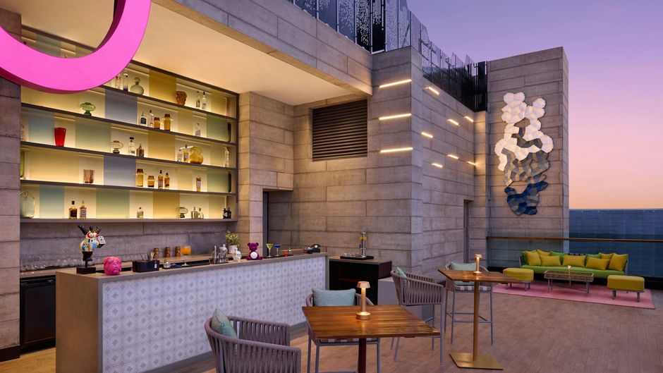 Moxy Mumbai Andheri West Restaurant