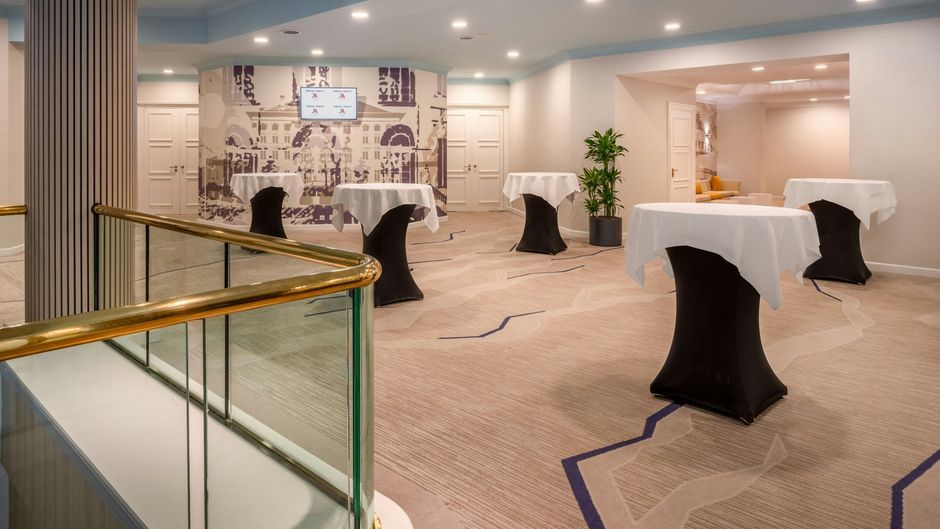 Munich Marriott Hotel Meeting