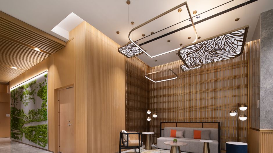 Hilton Garden Inn Huaxiang Tiantan Hosp Lobby