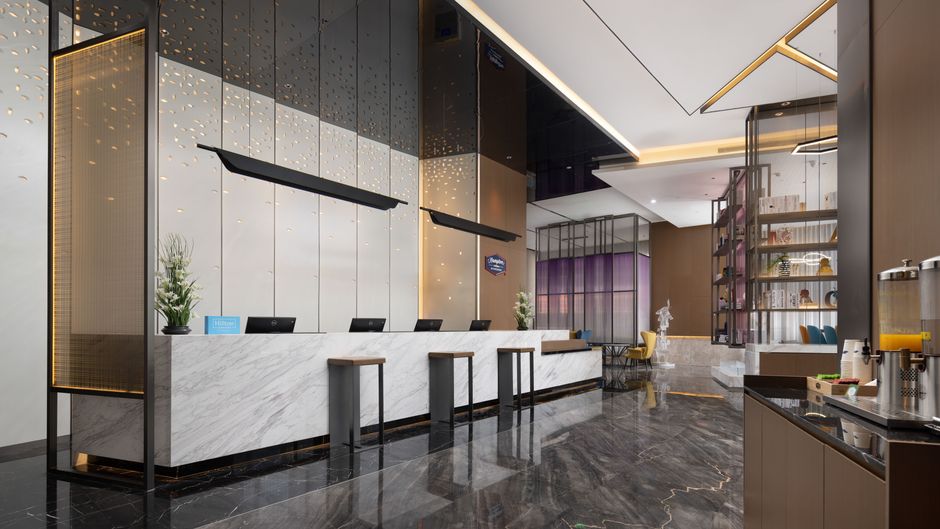 Hampton Inn Wuxi East Railway Station Lobby