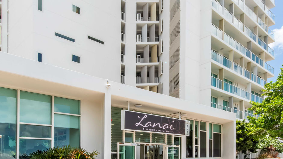 Lanai Riverside Apartments Golf