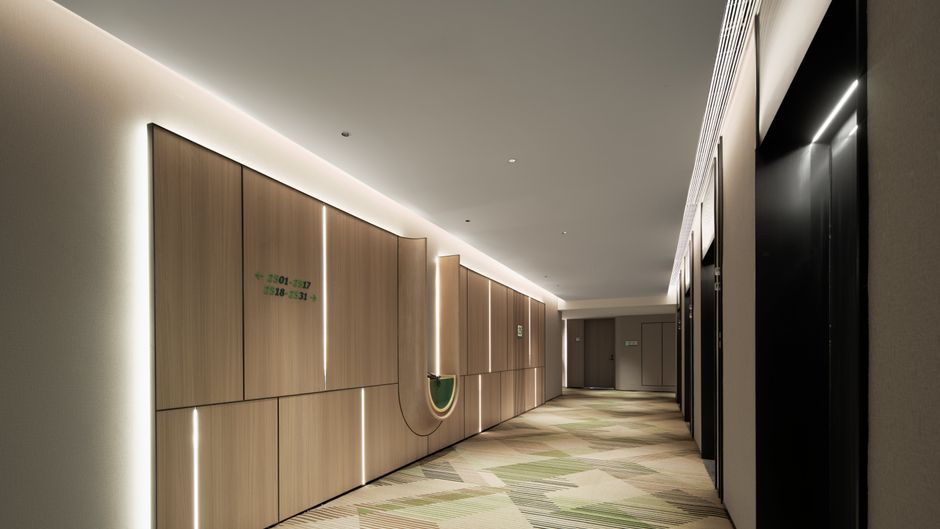 Holiday Inn Suites Nanan Lobby