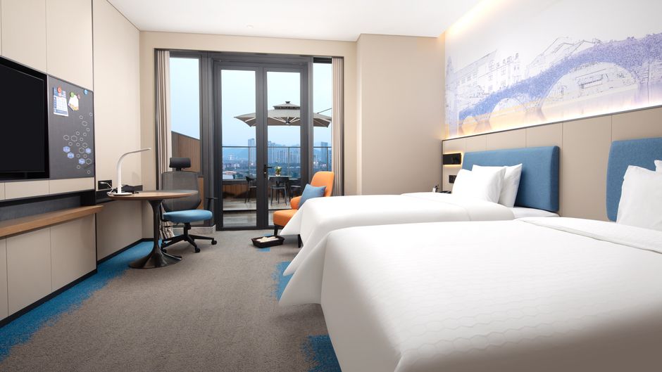 Hampton Hilton Wenling Room