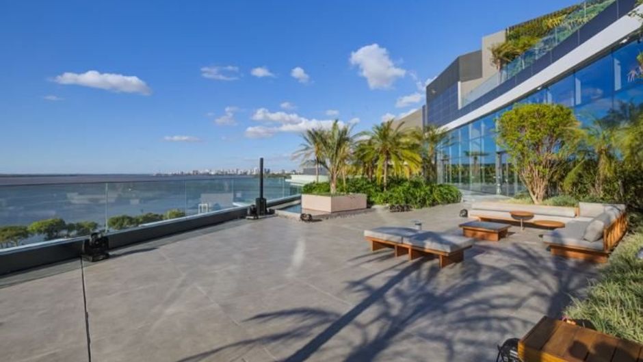 DoubleTree by Hilton Porto Alegre Exterior