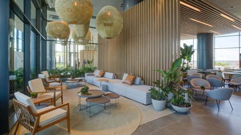 DoubleTree by Hilton Porto Alegre Lobby