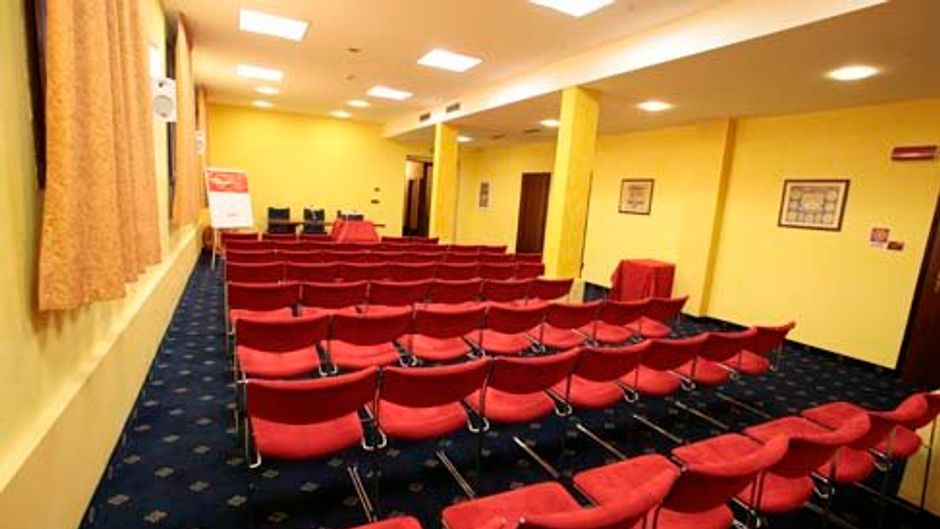 UNA Hotes Occhiobello Meeting
