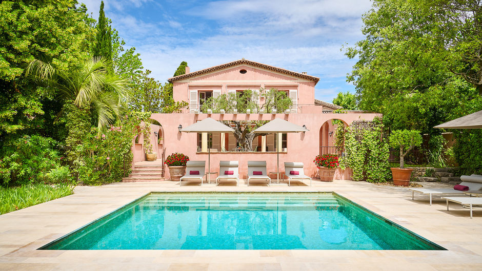 Le Pigonnet Hotel Exterior
