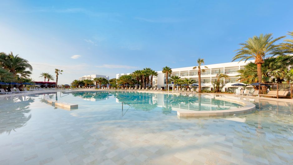 Grand Palladium Palace Ibiza Resort Pool