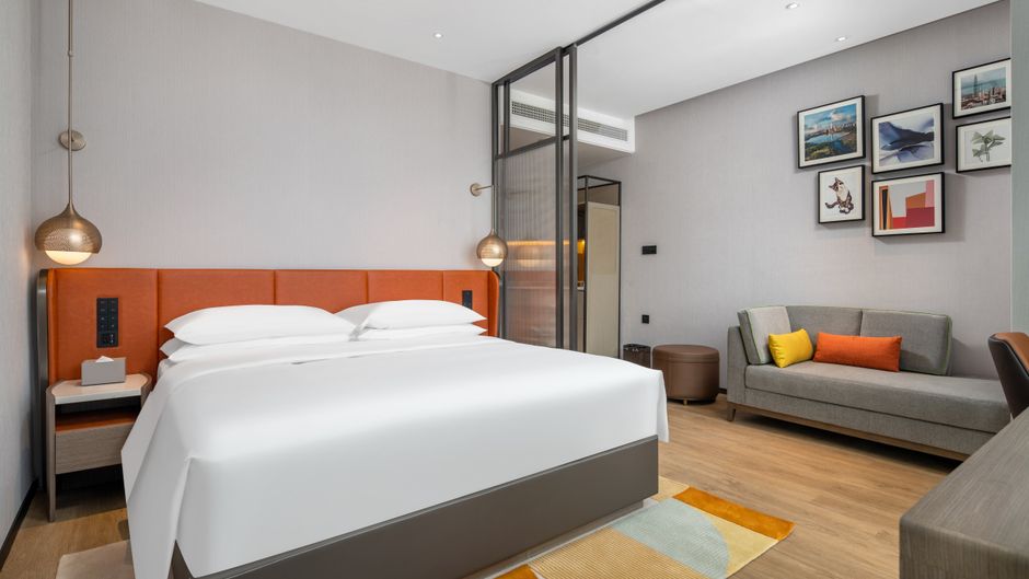 Home2 Stes by Hilton Science & Tech Park Room