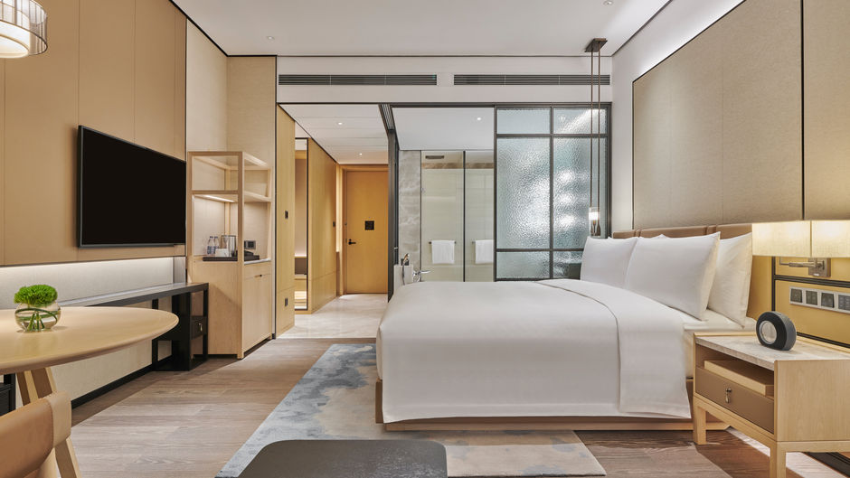 DoubleTree Shenzhen Airport Residences Room