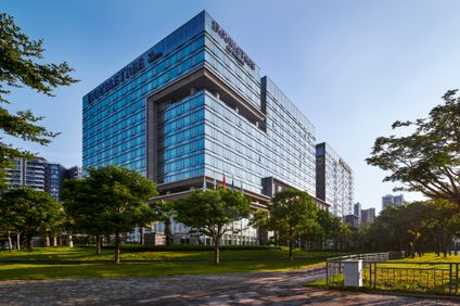DoubleTree Shenzhen Airport Residences