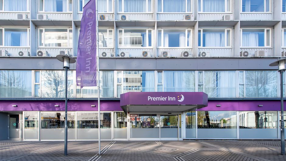 Premier Inn Saarbruecken City Centre Exterior