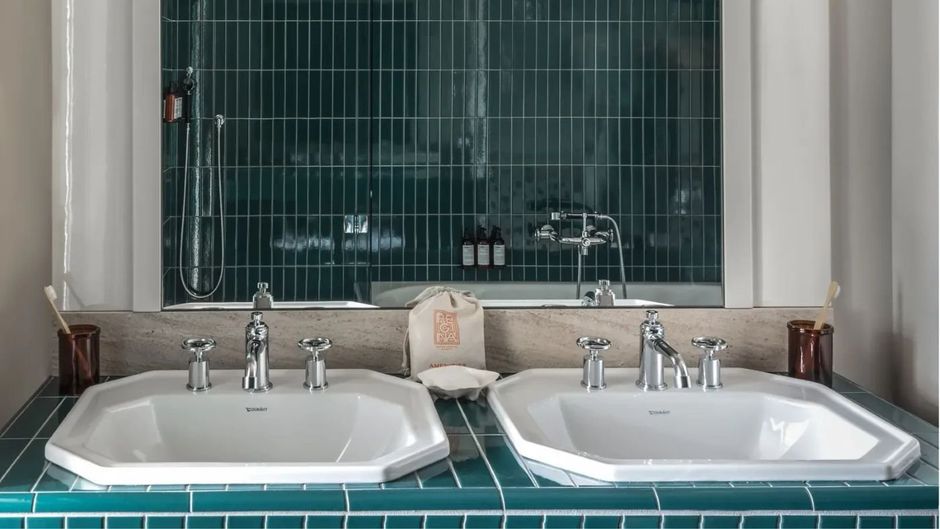 Regina Experimental Biarritz Suite