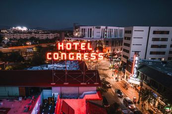 Hotel Congress