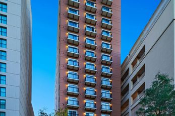 Courtyard by Marriott Riverwalk