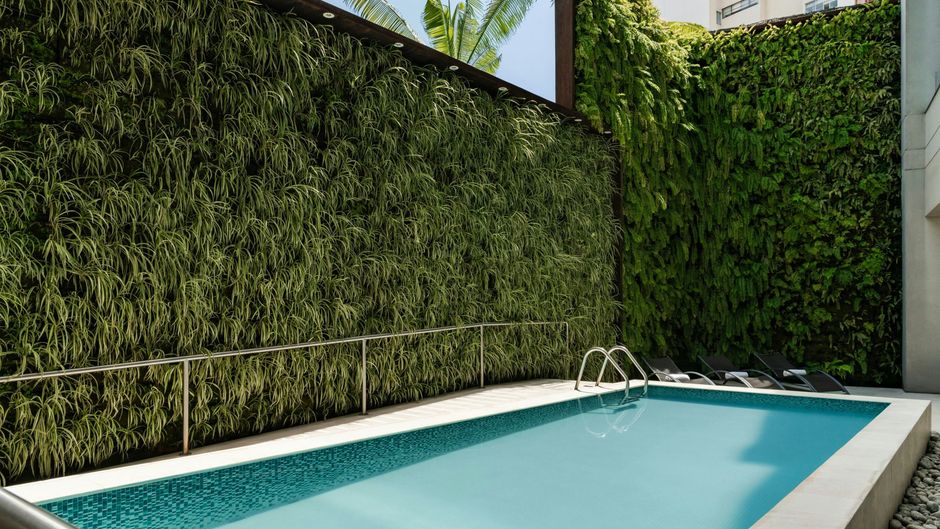 Cali Marriott Hotel Pool