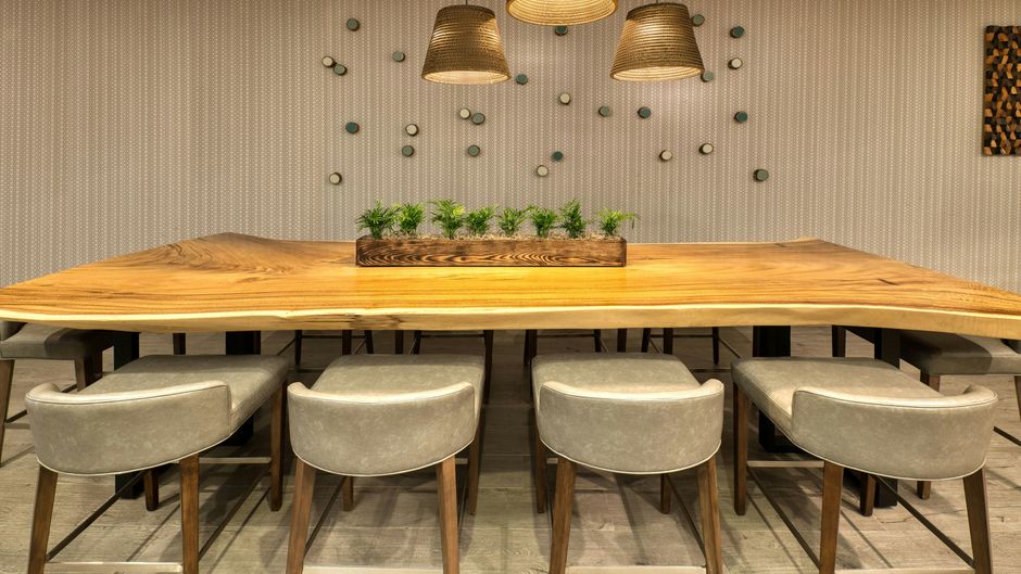 Element Toronto Airport Restaurant