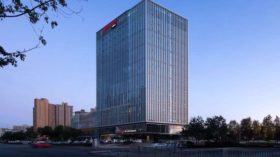 Hampton URC Innovation Plaza Exterior