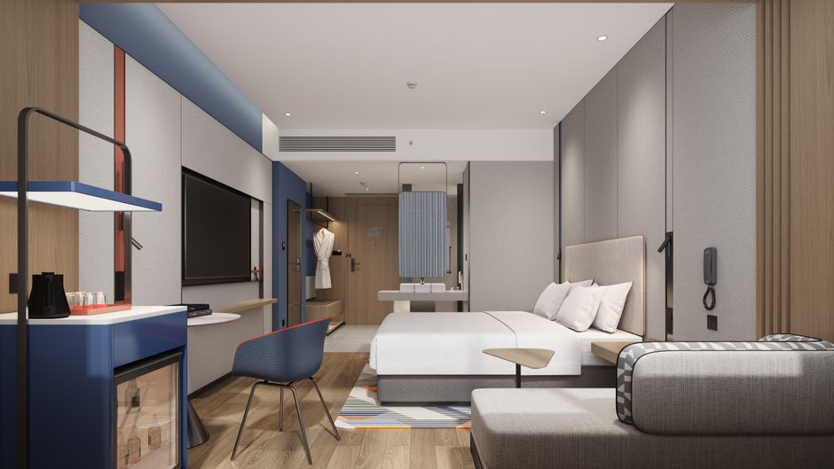 Holiday Inn Exp Qingdao City Balcony Room