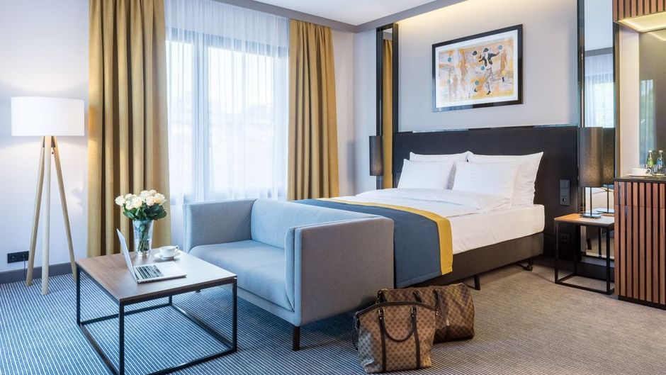 Grand Ascot Hotel Room