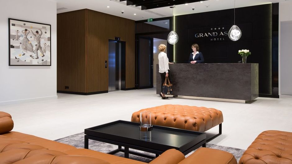 Grand Ascot Hotel Lobby