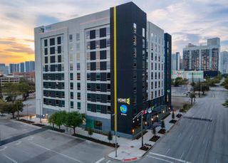 Home2 Suites by Hilton Downtown Conv