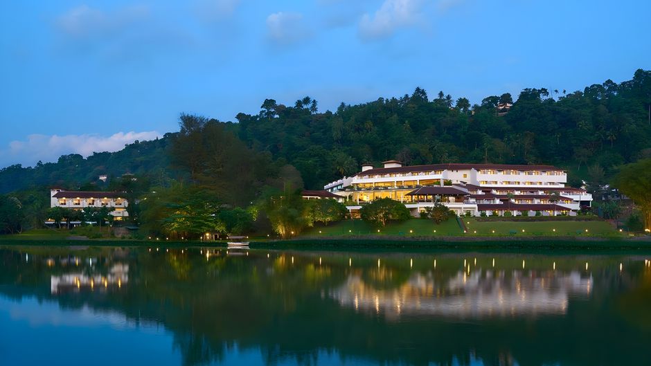 Cinnamon Citadel Kandy Exterior