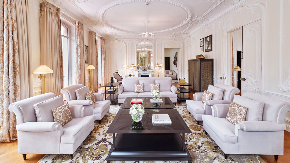 The Hotel Fouquet's Barriere Room