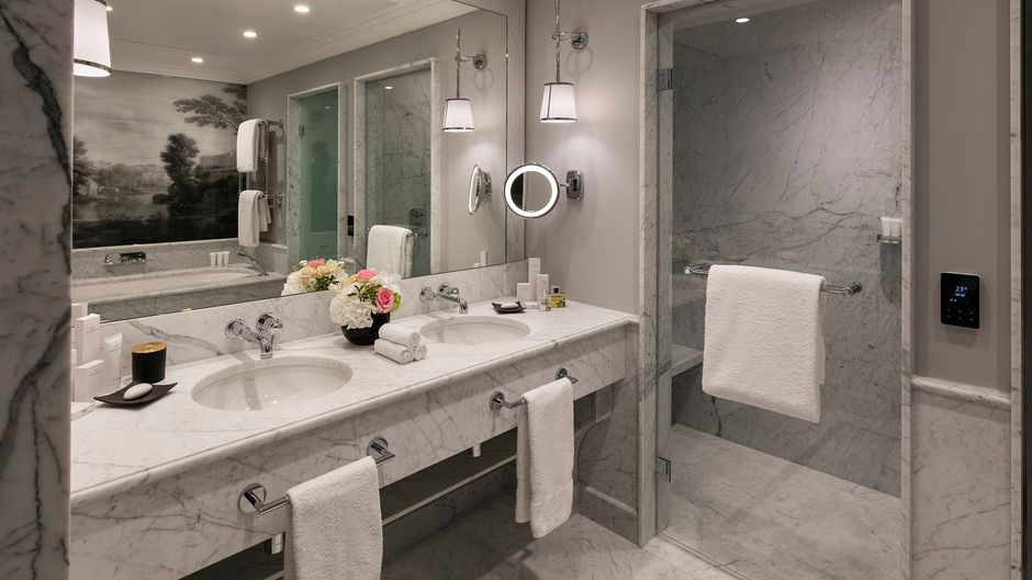 The Hotel Fouquet's Barriere Room