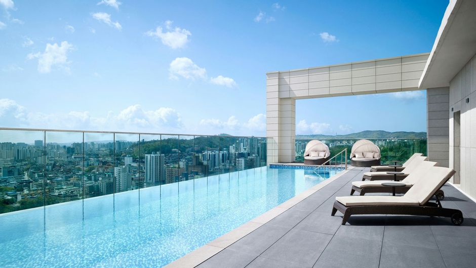 AC Hotel Seoul Geumjeong Pool