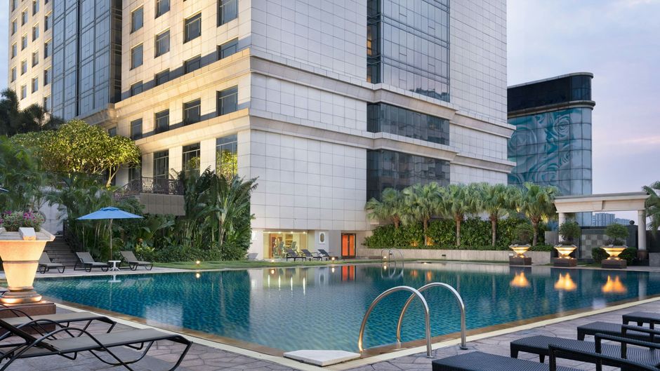 Sheraton Dongguan Hotel Pool