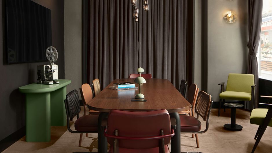 Moxy Istanbul Beyoglu Meeting
