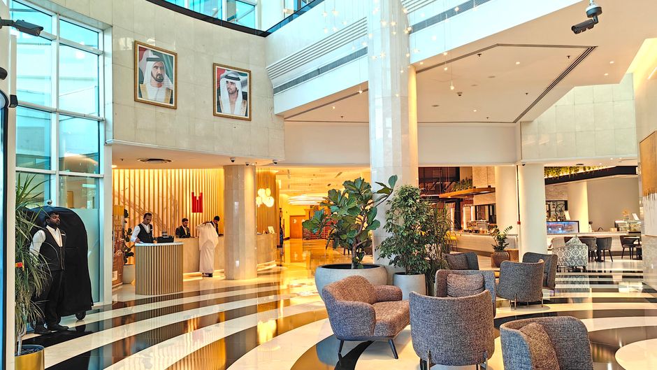 Millennium Airport Hotel Dubai Lobby