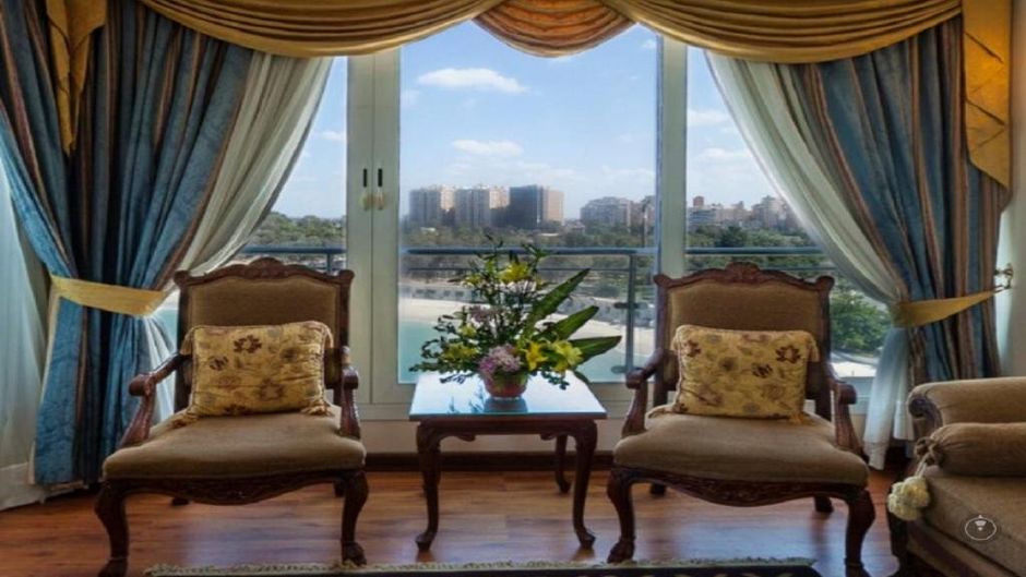 Helnan Royal  Hotel Suite
