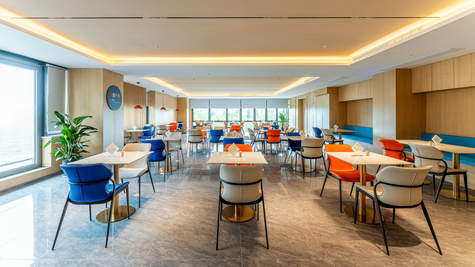 Holiday Inn Exp Kunshan Yushan Restaurant