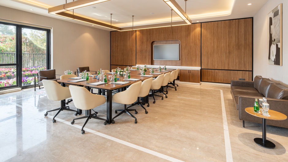 Holiday Inn Gurgaon NH8 Meeting
