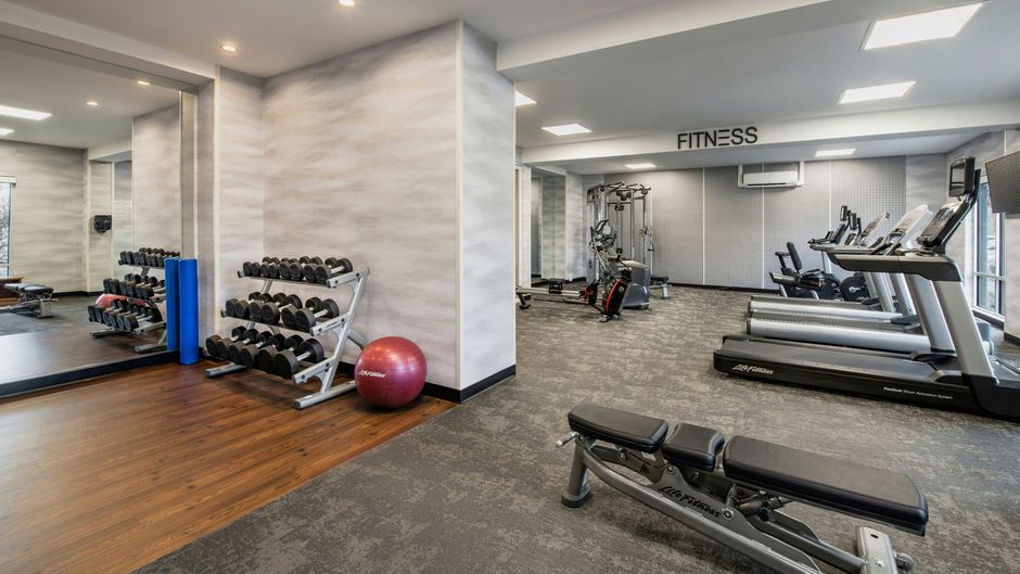 Fairfield Inn & Suites Kelowna Health Club