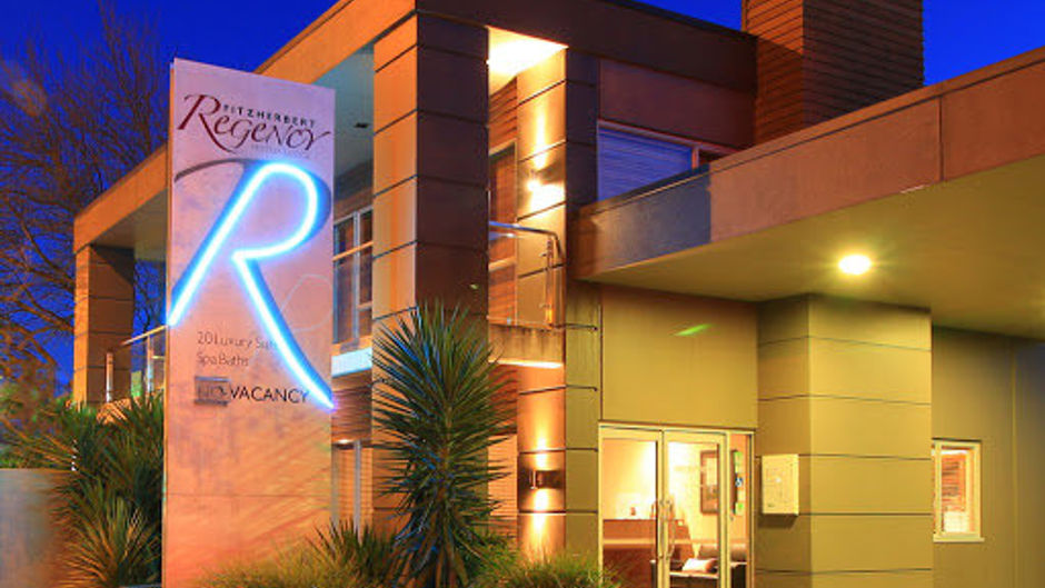 Fitzherbert Regency Motor Lodge Exterior